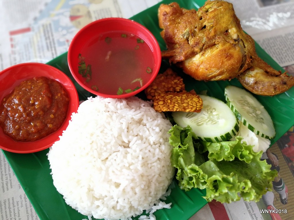 Resepi Ayam Penyet Viral dan Mudah - Bidadari.My