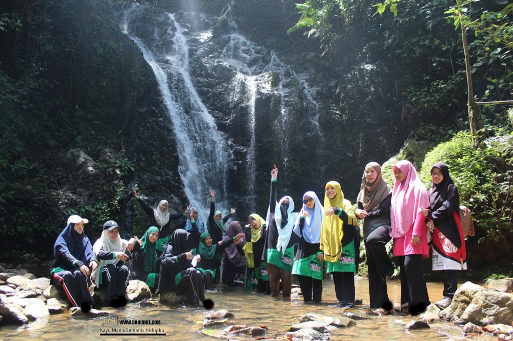 88+ Gambar Tempat Gelas Gantung Paling Hist 88+ Gambar Tempat Gelas Gantung Paling Hist